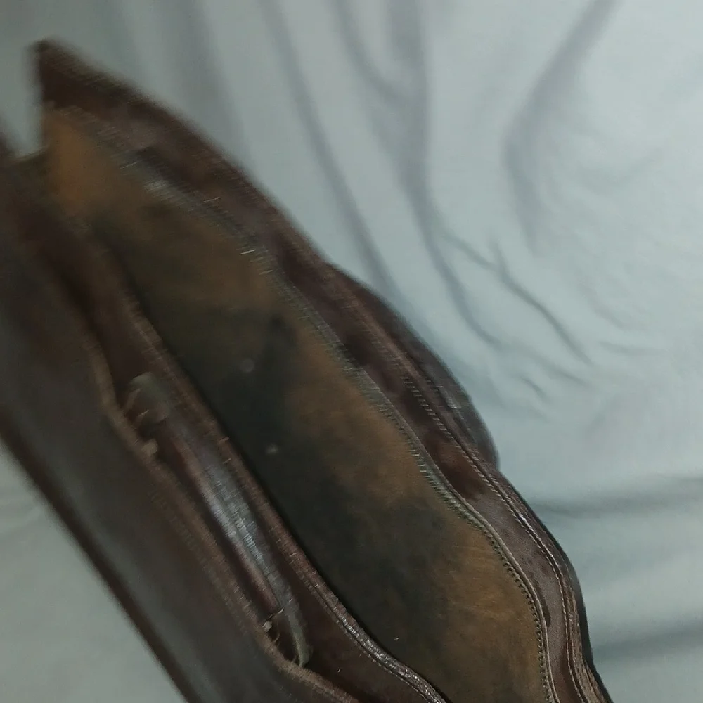 Vintage America sophisticated leather